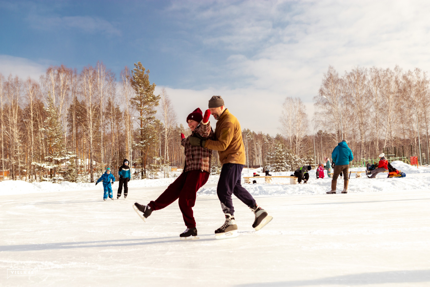 В группе поселков «Заповедник» появился каток №1