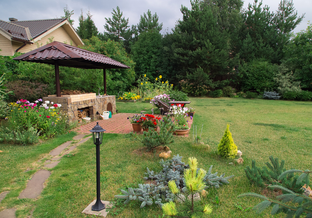 Освещение загородного участка №3