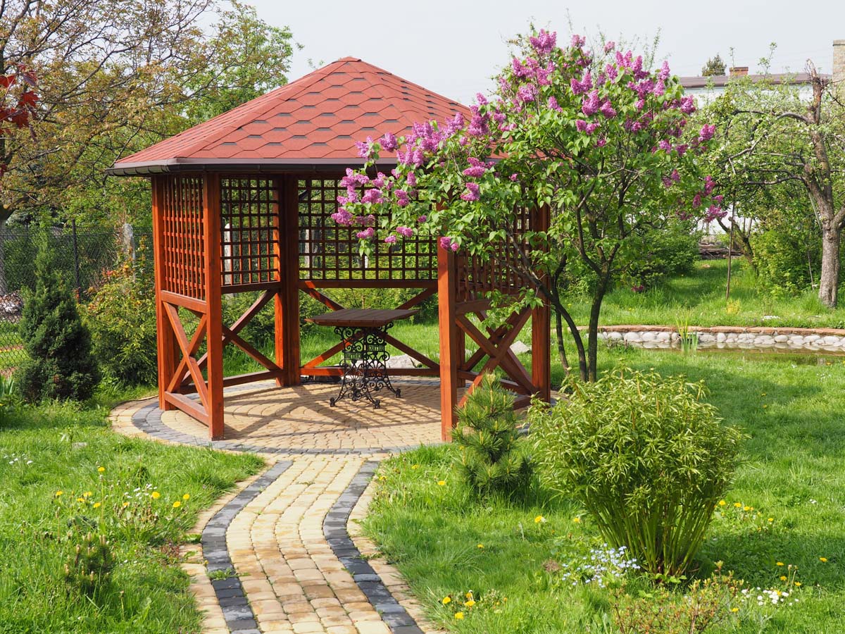 Как украсить сад: 20 идей для оформления дачного участка — hb-crm.ru