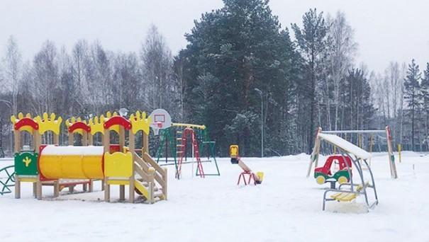 Детская площадка в «Ежевике»