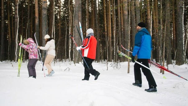 Открытие лыжни в коттеджном поселке 