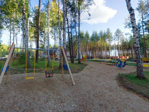 Детская площадка в поселке 