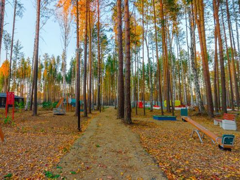 Детская площадка в 