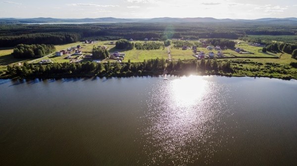 Поселок "Лукоморье" с высоты птичьего полета - август 2016 - вид №1