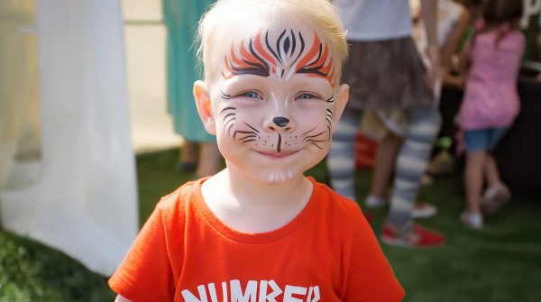 Компания Villa66 на мероприятии "Парад колясок - 2017" - вид №1